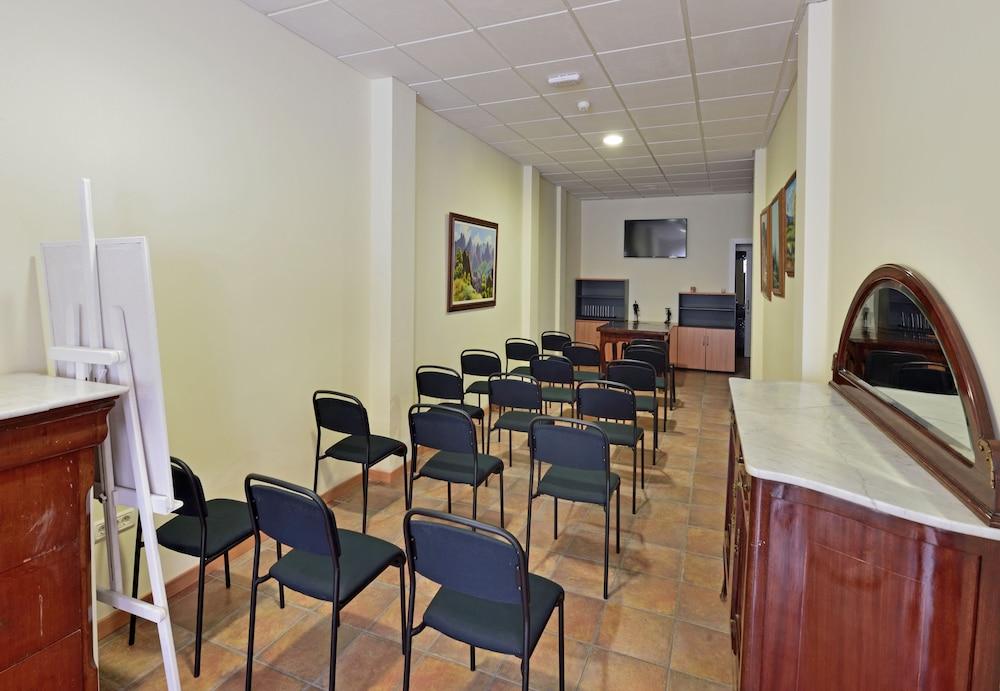 Apartamentos Adjovimar Los Llanos De Aridane Εξωτερικό φωτογραφία